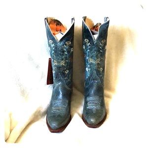 NWT FERRINI COWBOY BOOTS
